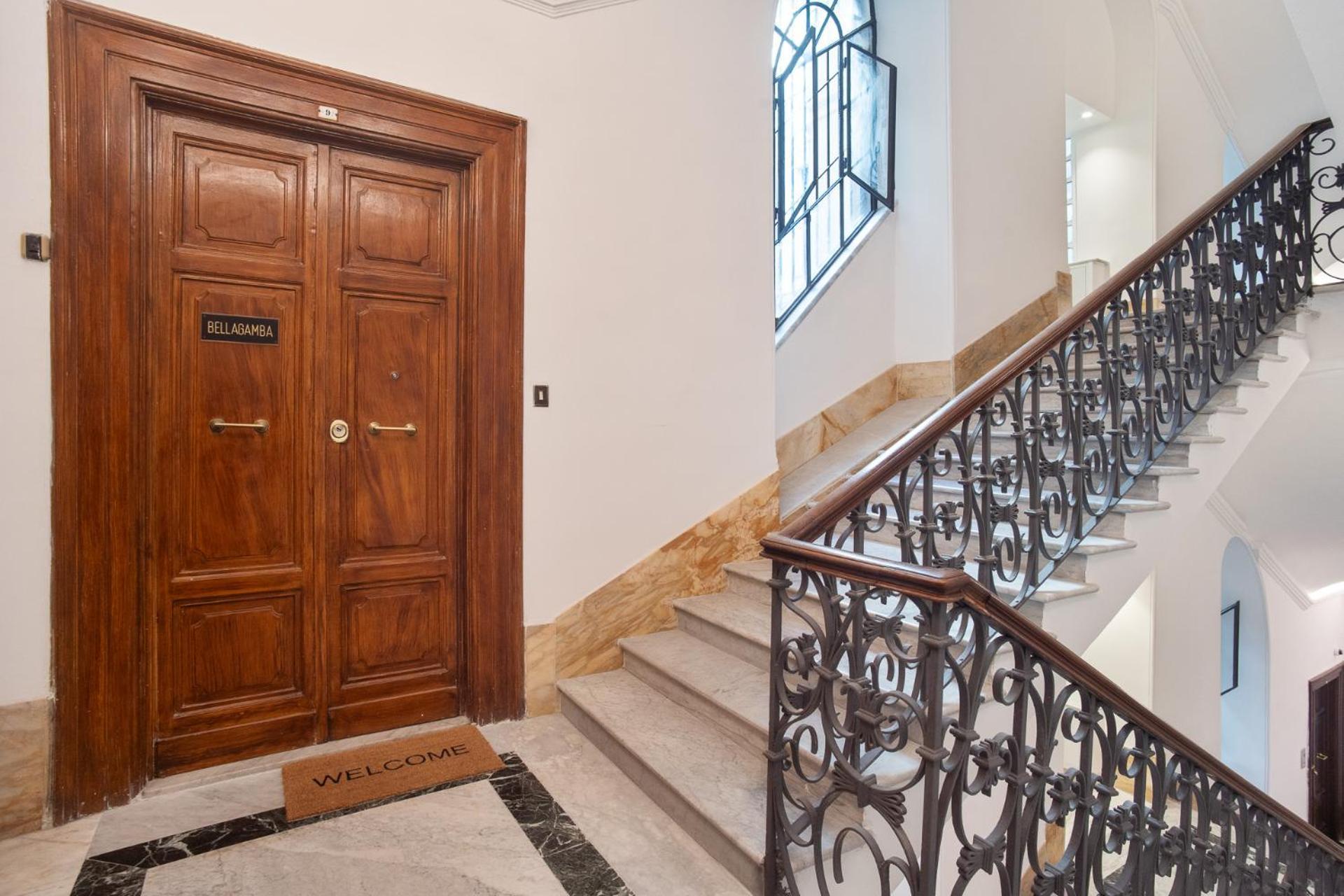 Vaticano - 3 Bagni - 11 Posti - 200mq - 7 Letti - Wifi Appartement